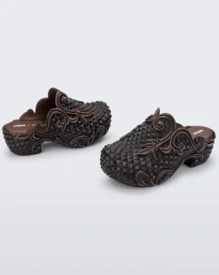 Discount Melissa Court Clog Brown