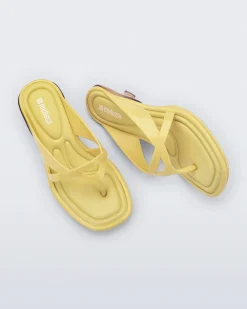 Hot Melissa Layla Yellow